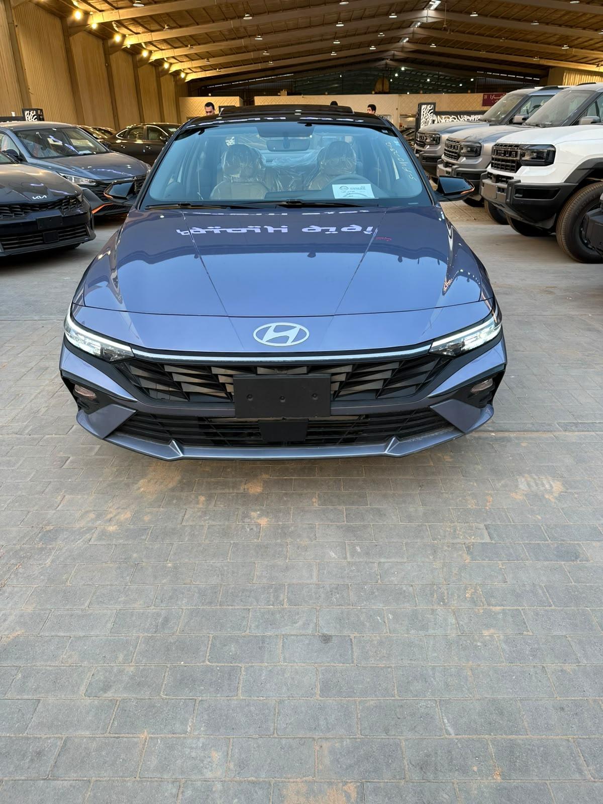 Hyundai Elantra 2026 - Comfort 2.0L — image 1