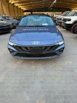 Hyundai Elantra 2026 - Comfort 2.0L — thumbnail 1