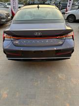 Hyundai Elantra 2026 - Comfort 2.0L — thumbnail 3