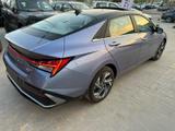 Hyundai Elantra 2026 - Comfort 2.0L — thumbnail 4