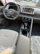 Hyundai Elantra 2026 - Comfort 2.0L — thumbnail 13