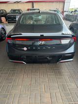 هيونداي سوناتا 2026 — مصغرة 3