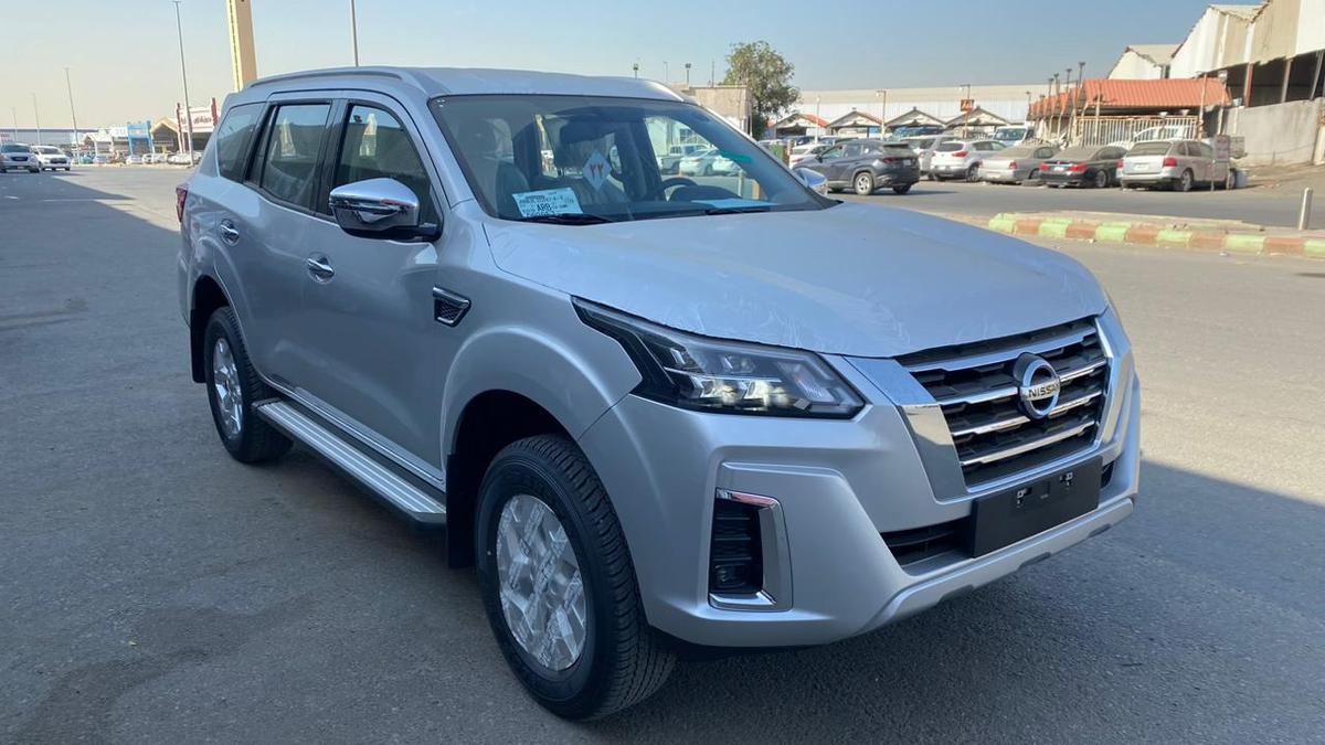 Nissan X-Terra 2025 - Titanium — image 1