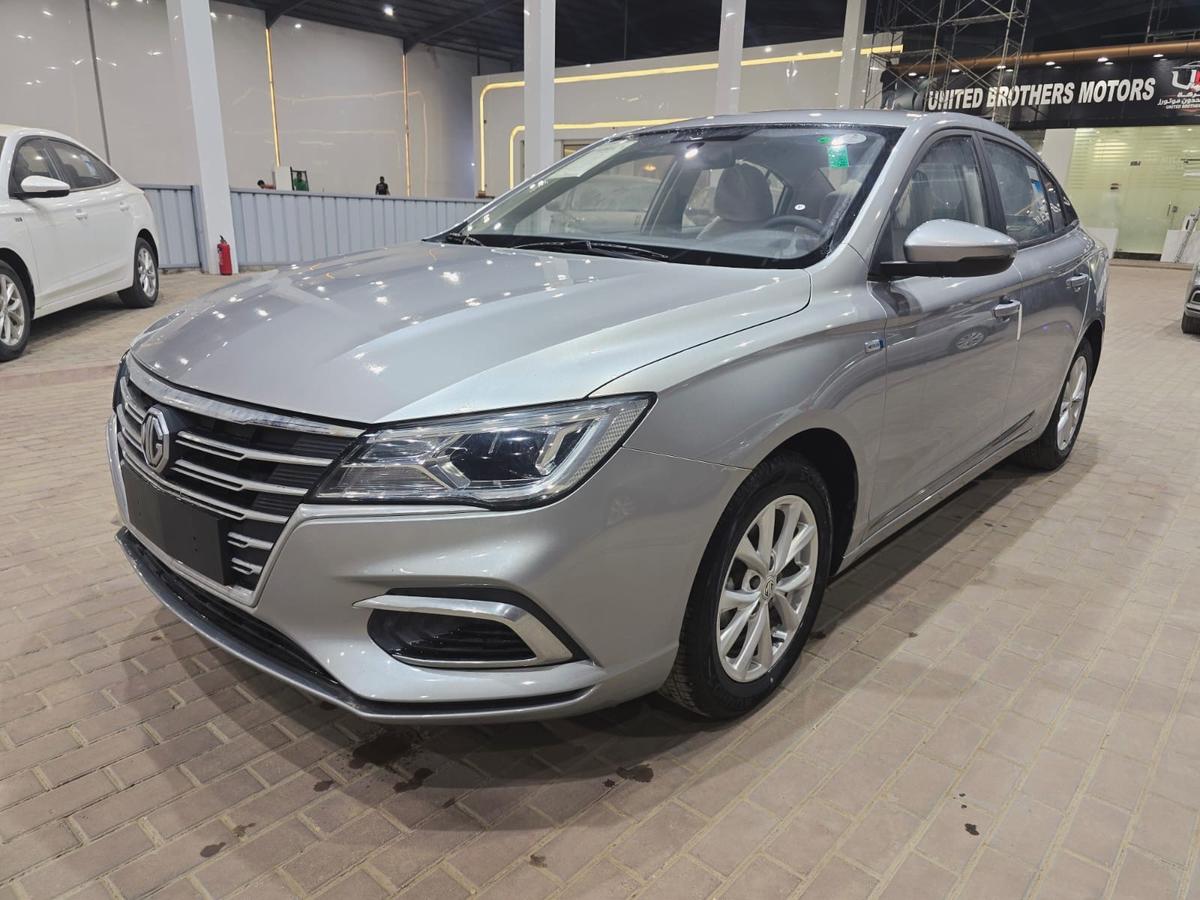 ام جي MG5 2025 — صورة 1