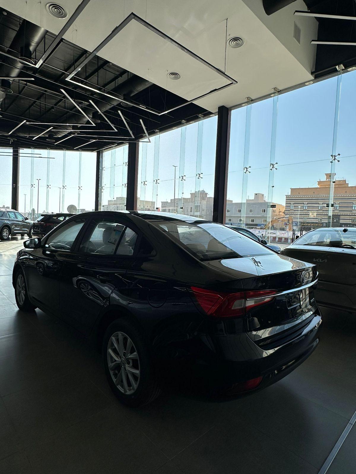 ام جي MG5 2025 — صورة 1