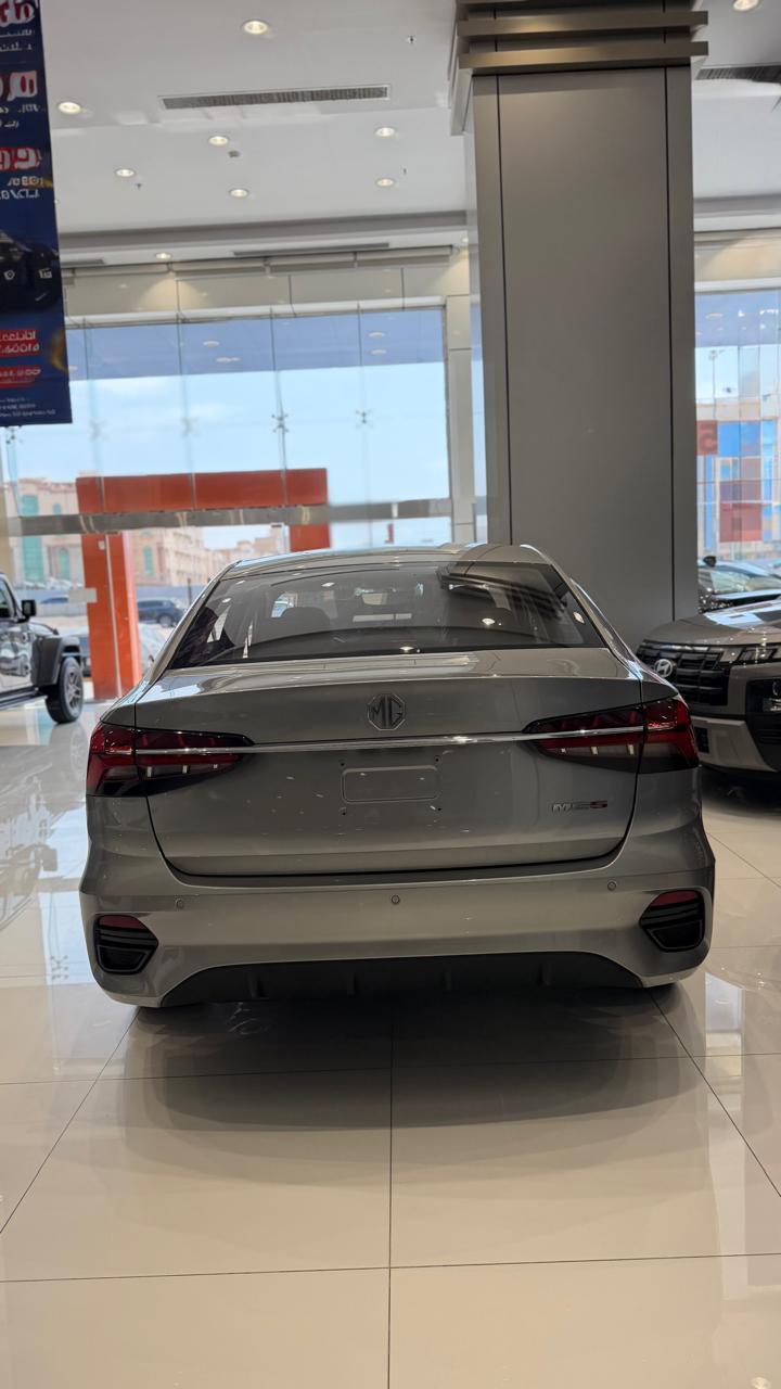 ام جي MG5 2025 — صورة 1