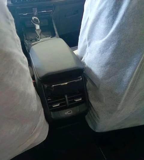 ام جي MG5 2025