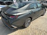 Hyundai Elantra 2026 - Smart — thumbnail 12